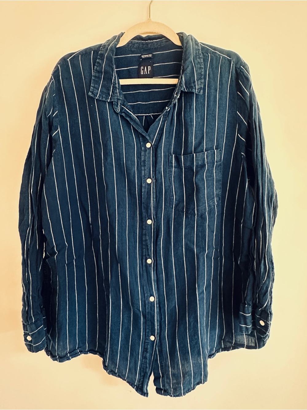 GAP 100% Linen Boyfriend Shirt